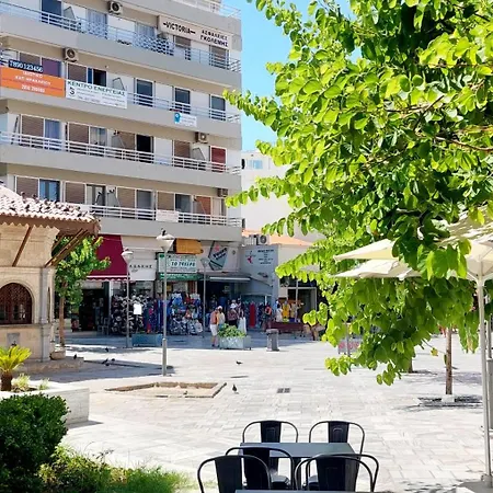 High End At The Center Of Διαμέρισμα *