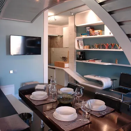 Apartment High End At The Center Of